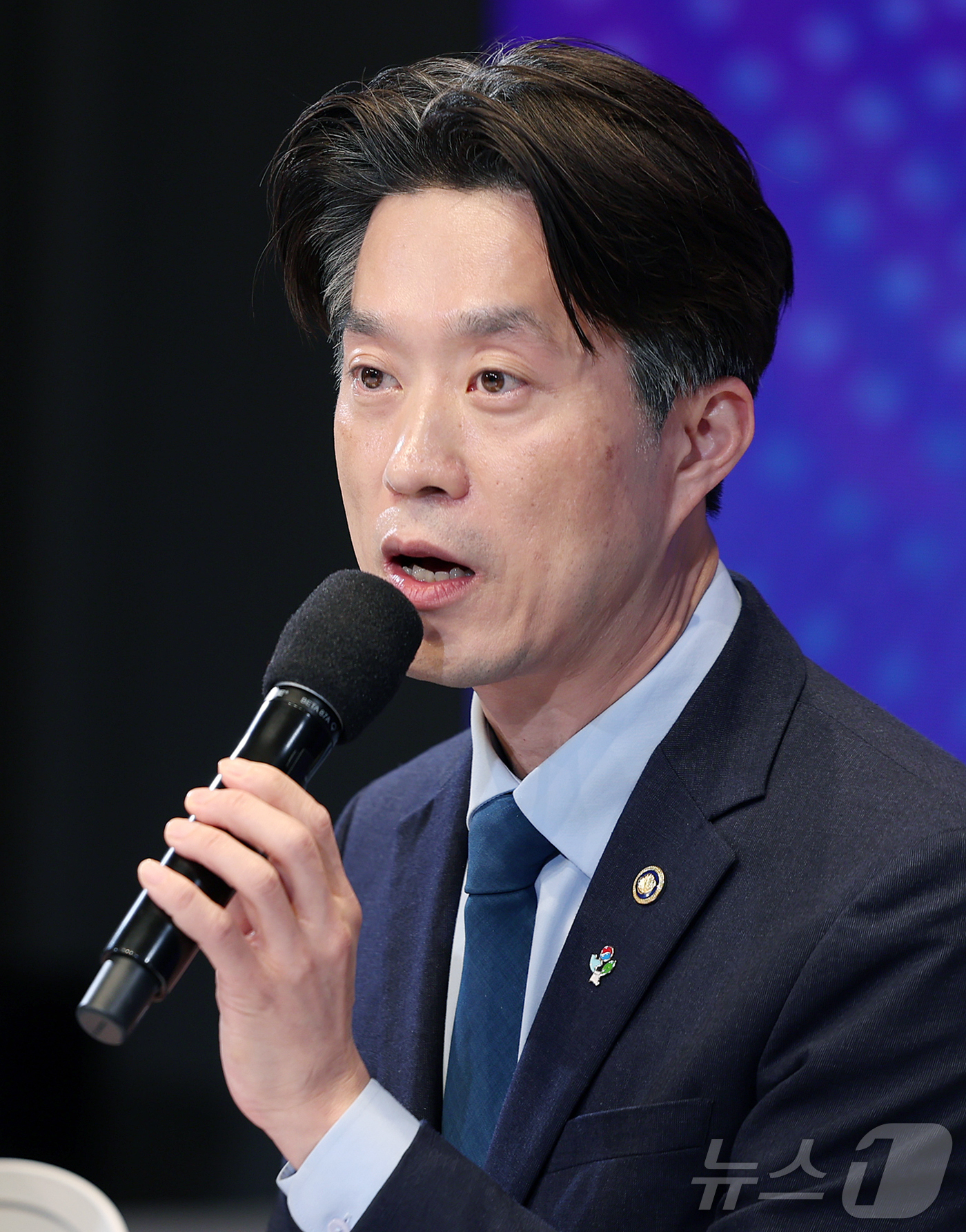 (서울=뉴스1) 김진환 기자 = 노용석 중소벤처기업부 제1차관이 23일 오후 서울 마포구 SVC 서울에서 열린 모태펀드-국민성장펀드 이어달리기 간담회 ‘벤처·스타트업이 글로벌 유니 …