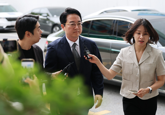 '계엄사 검사 파견 의혹' 심우정 前검찰총장, 종합특검 출석