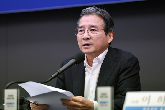 김용범 "지방 반도체 클러스터 논의 마무리 단계…원칙적으로 호남"