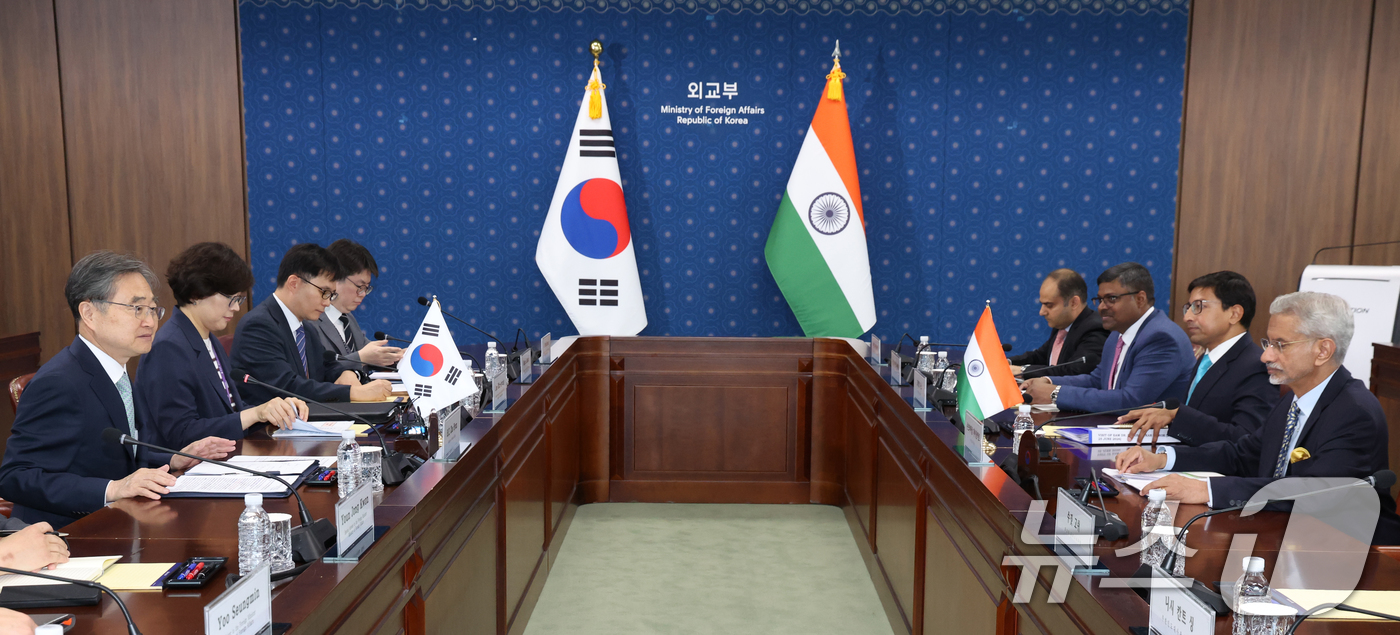 (서울=뉴스1) 김명섭 기자 = 조현 외교부 장관이 24일 오전 서울 종로구 정부서울청사 별관에서 열린 한·인도 외교장관회담에서 모두 발언을 하고 있다. 2026.6.24/뉴스1