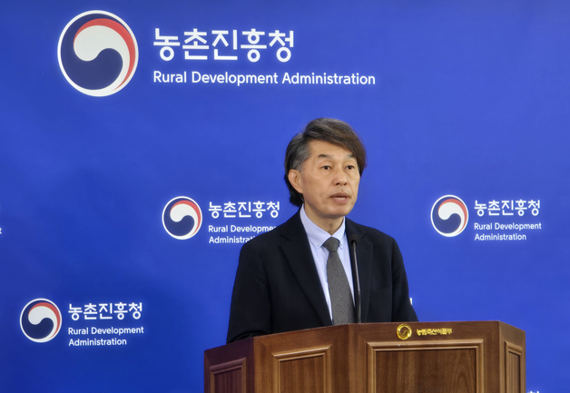 한우 사료 직접 만드니 비용 11.3%↓…농진청, 자가배합 기술 확산 나선다