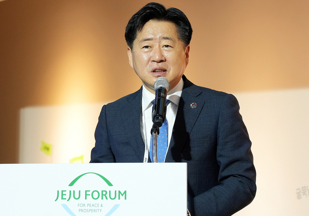 축사하는 오영훈 제주도지사