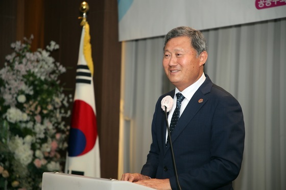 축사하는 김완근 제주시장