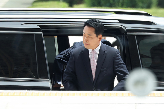 국회로 등청하는 장동혁 대표