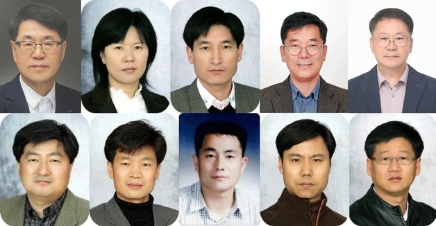 괴산군, 공직자 10명 명예로운 퇴직…상반기 퇴임식