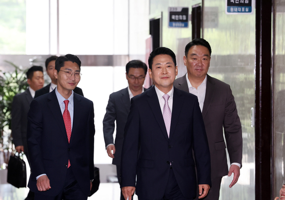 기자회견 마친 장동혁 대표