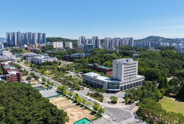 충북대 세계 대학평가 81위...전년보다 220계단 수직 상승