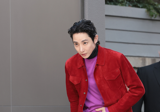 이수혁, 예의바른 인사