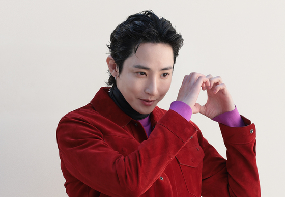 이수혁, 수줍은 하트