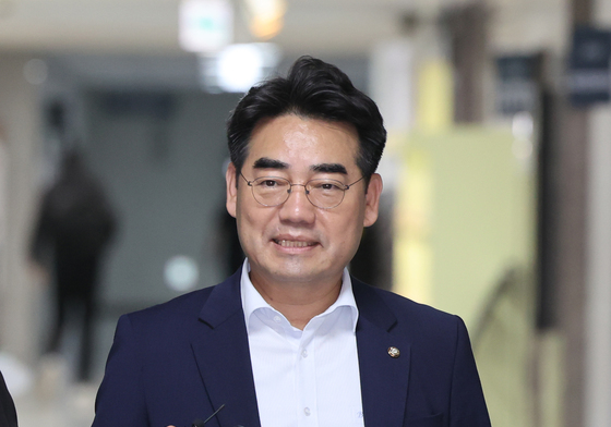 국민의힘 '대안과 미래' 조찬모임 참석하는 이성권 의원