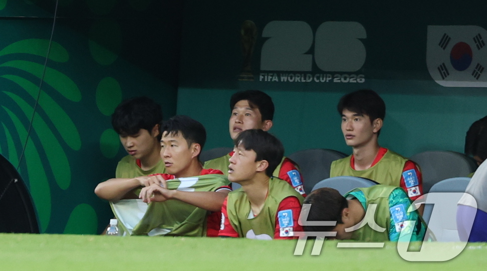 (몬테레이(멕시코)=뉴스1) 박지혜 기자 = 대한민국 축구국가대표 손흥민이 24일(현지시간) 멕시코 몬테레이 스타디움에서 열린 2026 북중미 월드컵 A조 조별리그 3차전 대한민국 …