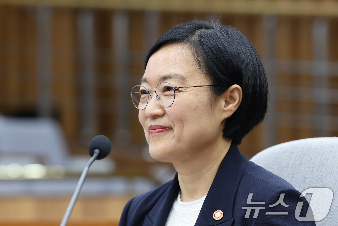 (서울=뉴스1) 신웅수 기자 = 한성숙 국무총리 후보자가 25일 서울 여의도 국회에서 열린 인사청문회에 출석해 자리하고 있다. 2026.6.25/뉴스1