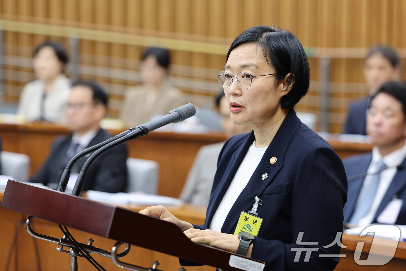 (서울=뉴스1) 신웅수 기자 = 한성숙 국무총리 후보자가 25일 서울 여의도 국회에서 열린 인사청문회에 출석해 인사말을 하고 있다. 2026.6.25/뉴스1