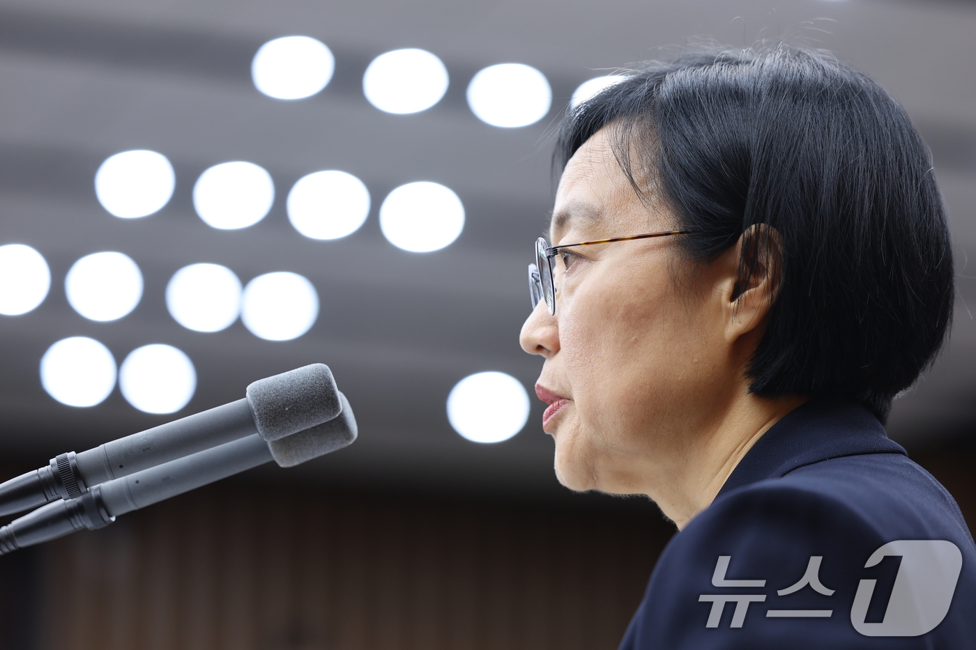 (서울=뉴스1) 신웅수 기자 = 한성숙 국무총리 후보자가 25일 서울 여의도 국회에서 열린 인사청문회에 출석해 인사말을 하고 있다. 2026.6.25/뉴스1