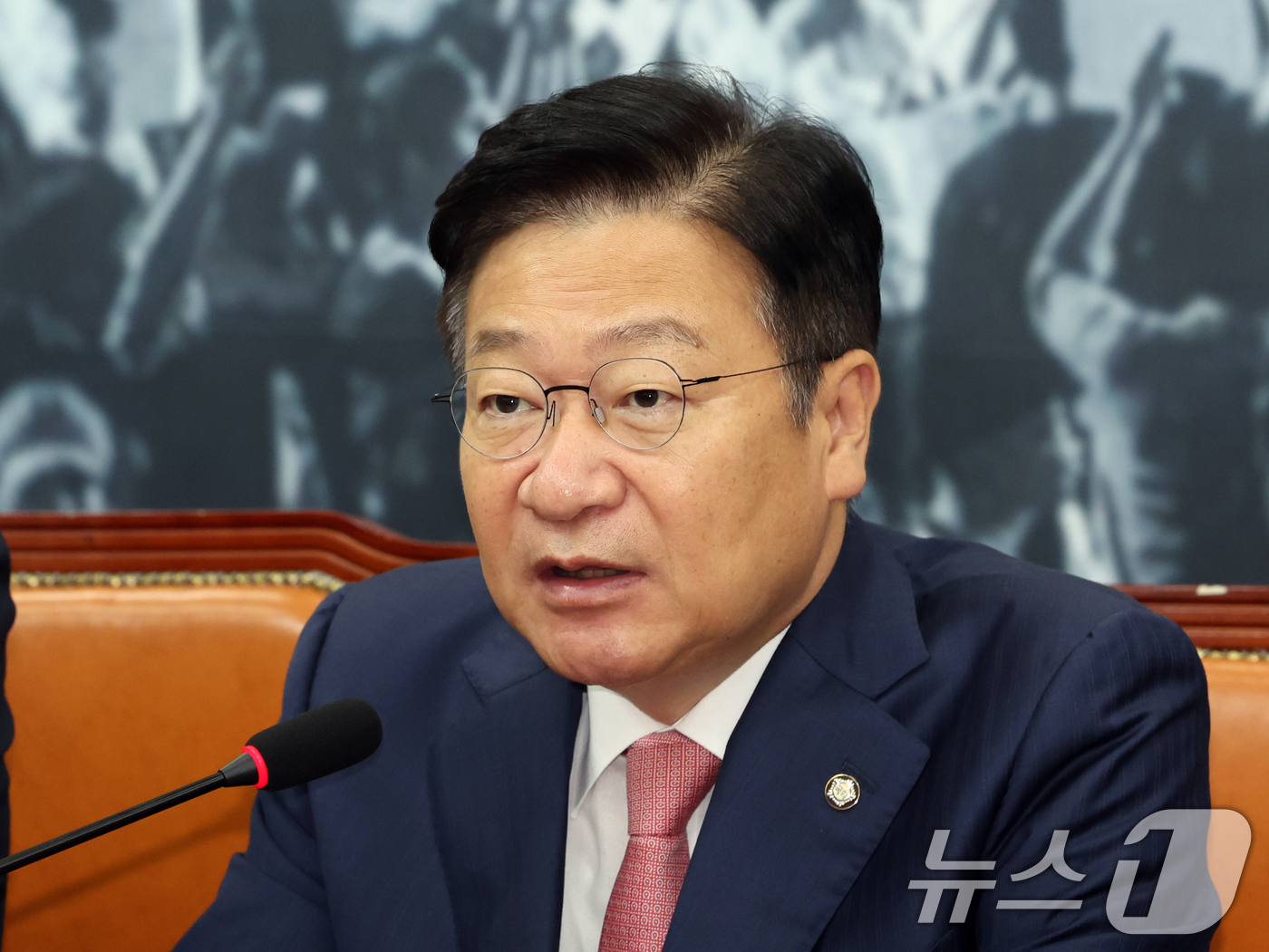 (서울=뉴스1) 황기선 기자 = 정점식 국민의힘 원내대표가 25일 오전 서울 여의도 국회에서 열린 최고위원회의에서 모두발언을 하고 있다. 2026.6.25/뉴스1