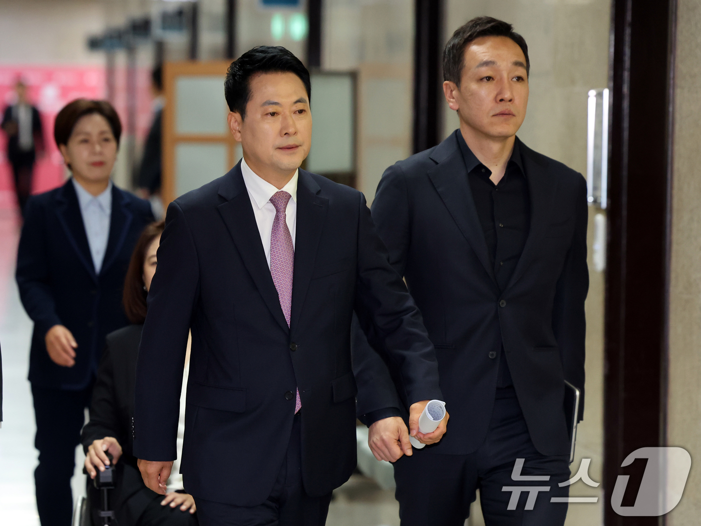 (서울=뉴스1) 황기선 기자 = 장동혁 국민의힘 대표가 25일 오전 서울 여의도 국회에서 열린 최고위원회의에 참석하고 있다.  2026.6.25/뉴스1