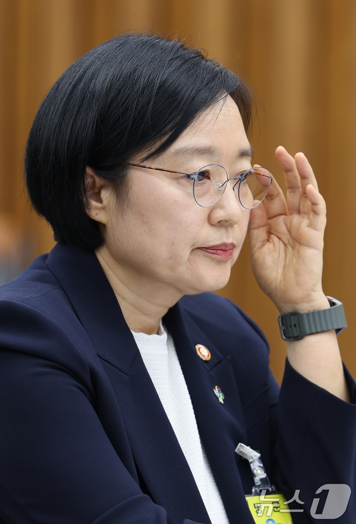 (서울=뉴스1) 신웅수 기자 = 한성숙 국무총리 후보자가 25일 서울 여의도에서 열린 인사청문회에서 의원 질의에 답변하고 있다. 2026.6.25/뉴스1