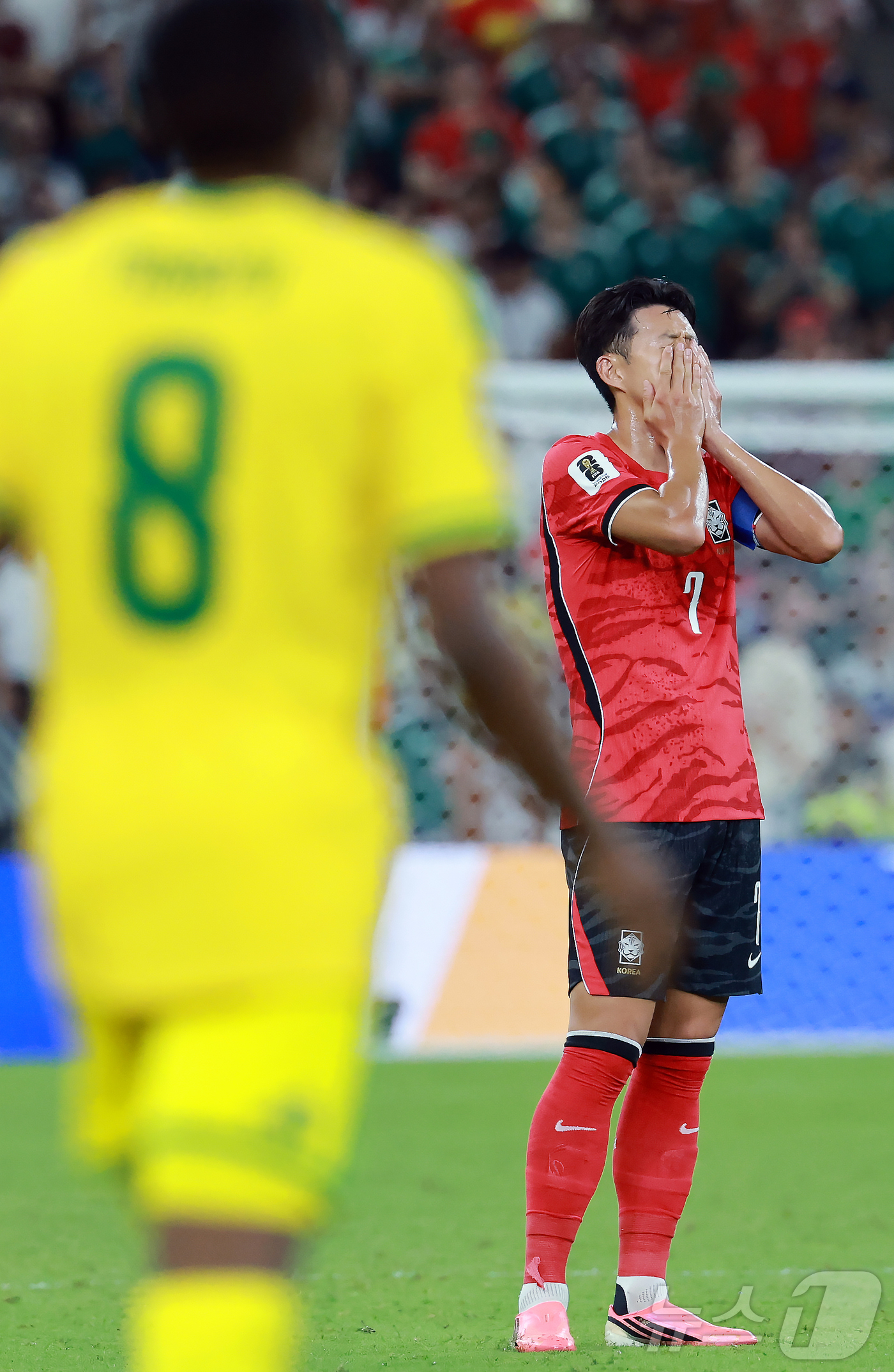(몬테레이(멕시코)=뉴스1) 임세영 기자 = 대한민국 축구국가대표팀 손흥민이 24일(현지시간) 멕시코 몬테레이 스타디움에서 열린 2026 북중미 월드컵 A조 조별리그 3차전 대한민 …