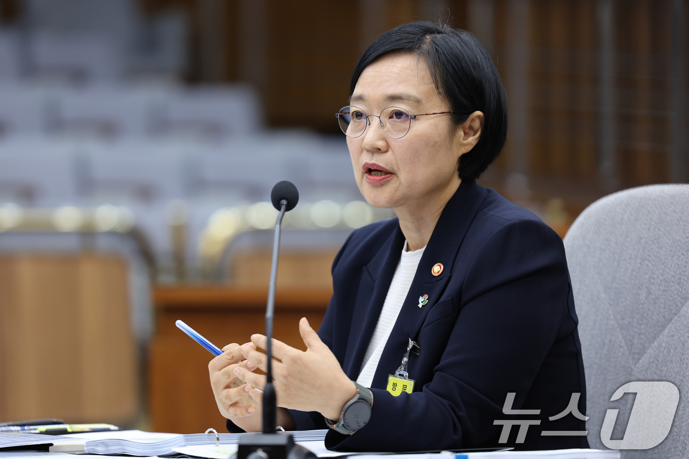 (서울=뉴스1) 신웅수 기자 = 한성숙 국무총리 후보자가 25일 서울 여의도에서 열린 인사청문회에서 의원 질의에 답변하고 있다. 2026.6.25/뉴스1
