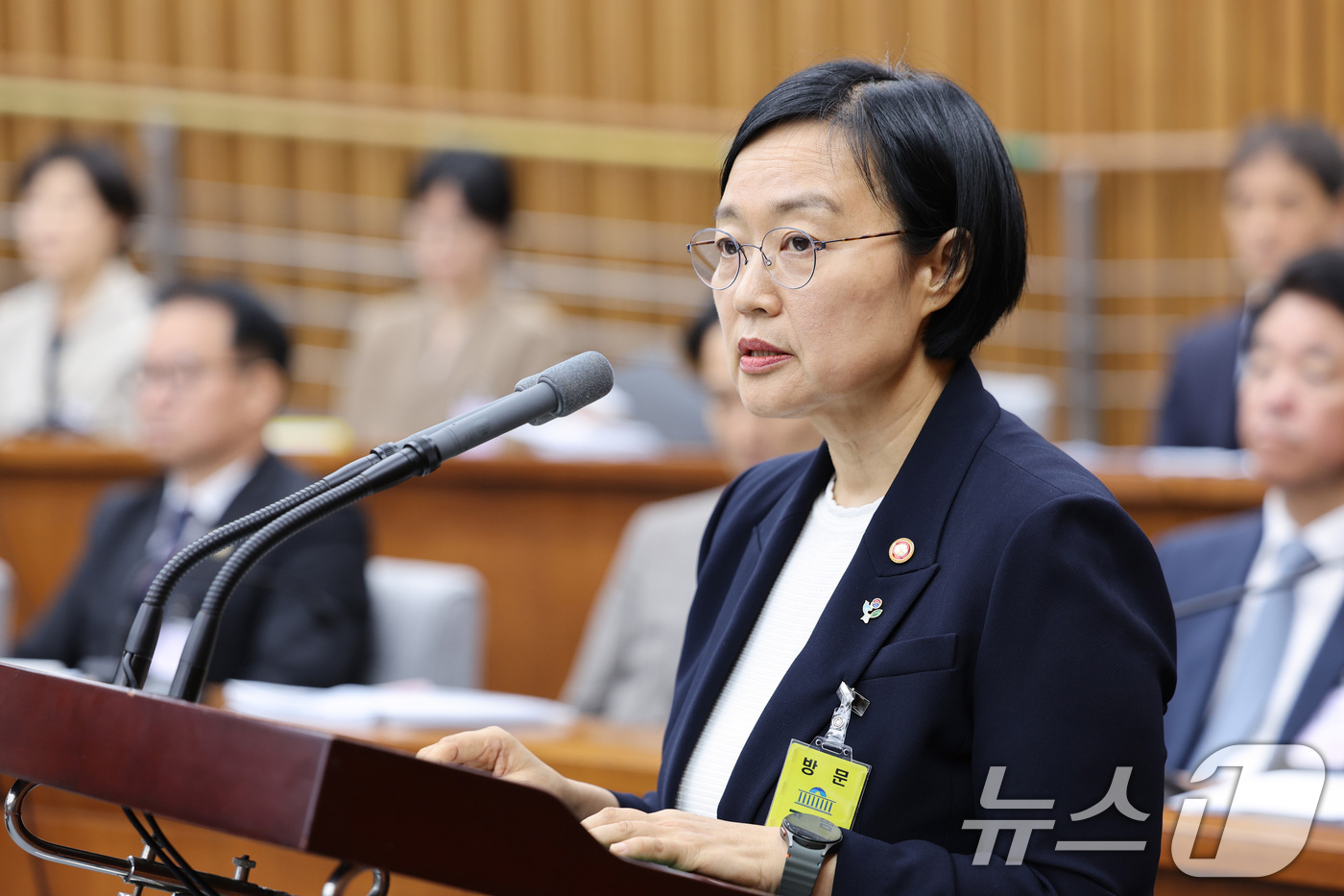 (서울=뉴스1) 신웅수 기자 = 한성숙 국무총리 후보자가 25일 서울 여의도에서 열린 인사청문회에서 인사말을 하고 있다. 2026.6.25/뉴스1