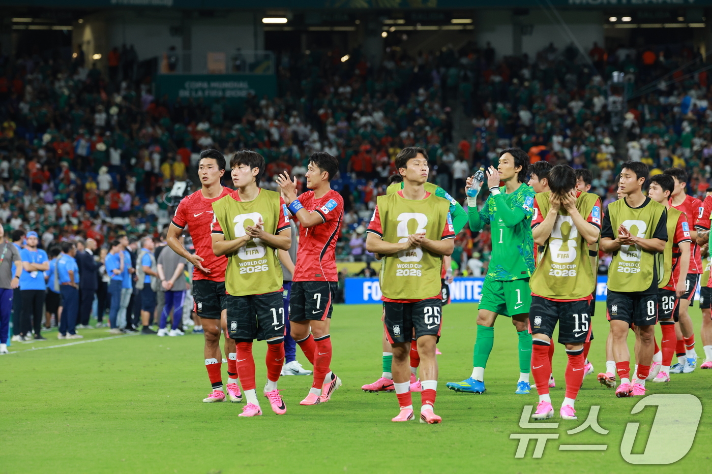 (몬테레이(멕시코)=뉴스1) 임세영 기자 = 대한민국 축구국가대표팀 선수들이 24일(현지시간) 멕시코 몬테레이 스타디움에서 열린 2026 북중미 월드컵 A조 조별리그 3차전 대한민 …