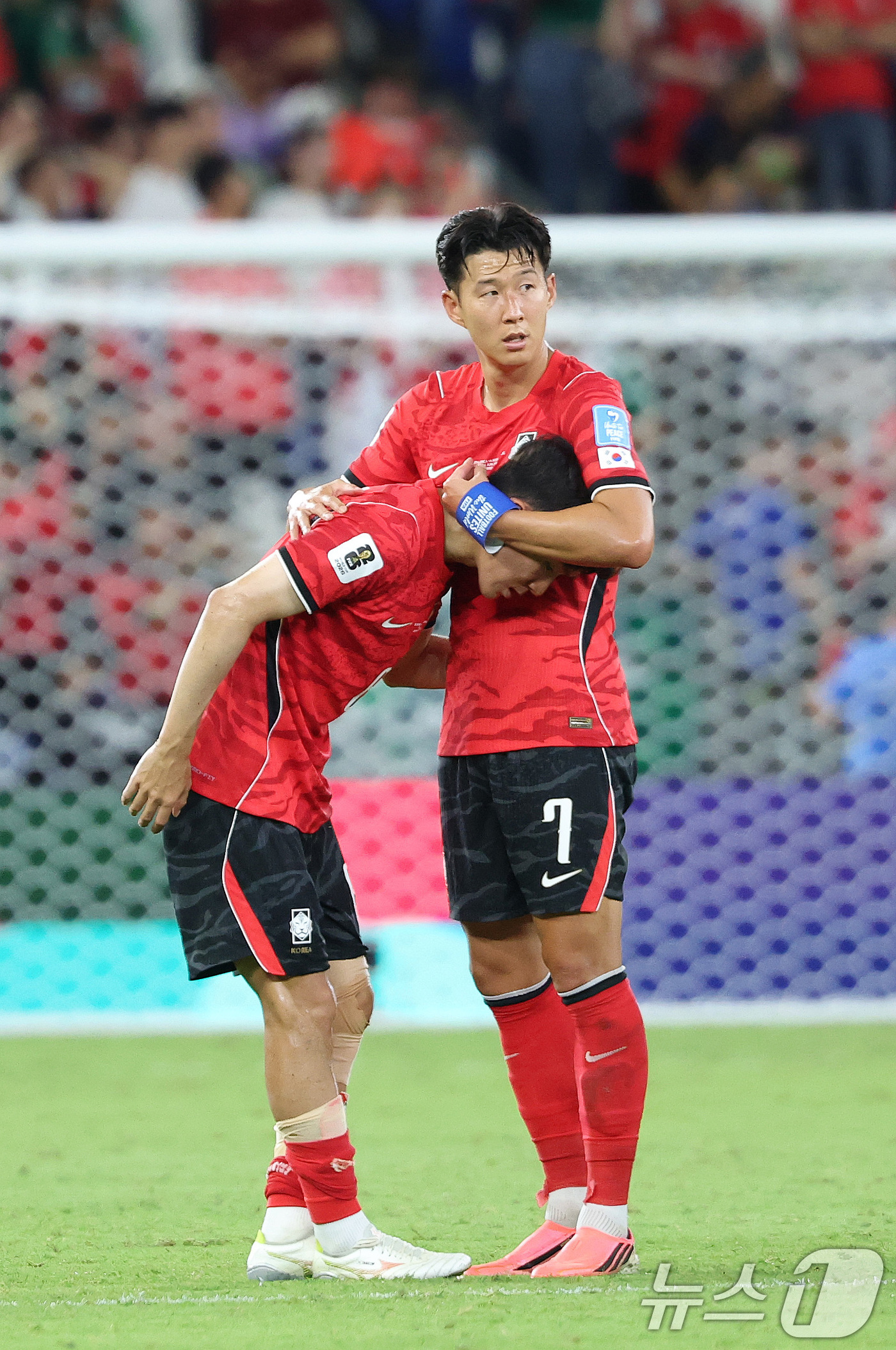 (몬테레이(멕시코)=뉴스1) 박지혜 기자 = 대한민국 축구국가대표팀 손흥민이 24일(현지시간) 멕시코 몬테레이 스타디움에서 열린 2026 북중미 월드컵 A조 조별리그 3차전 대한민 …