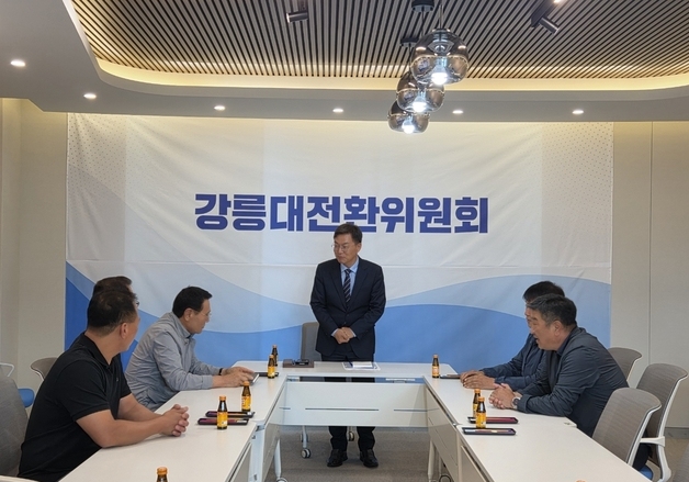 택시업계부터 전통시장까지…김중남 강릉시장 당선인, 현장 목소리 청취