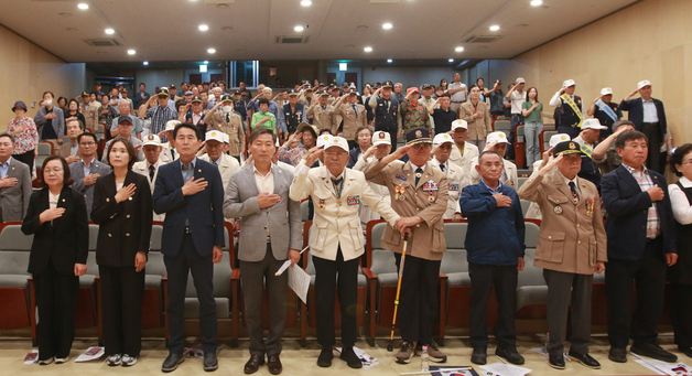 "순국선열 희생 잊지 않겠습니다"…진안군 6·25전쟁 76주년 행사