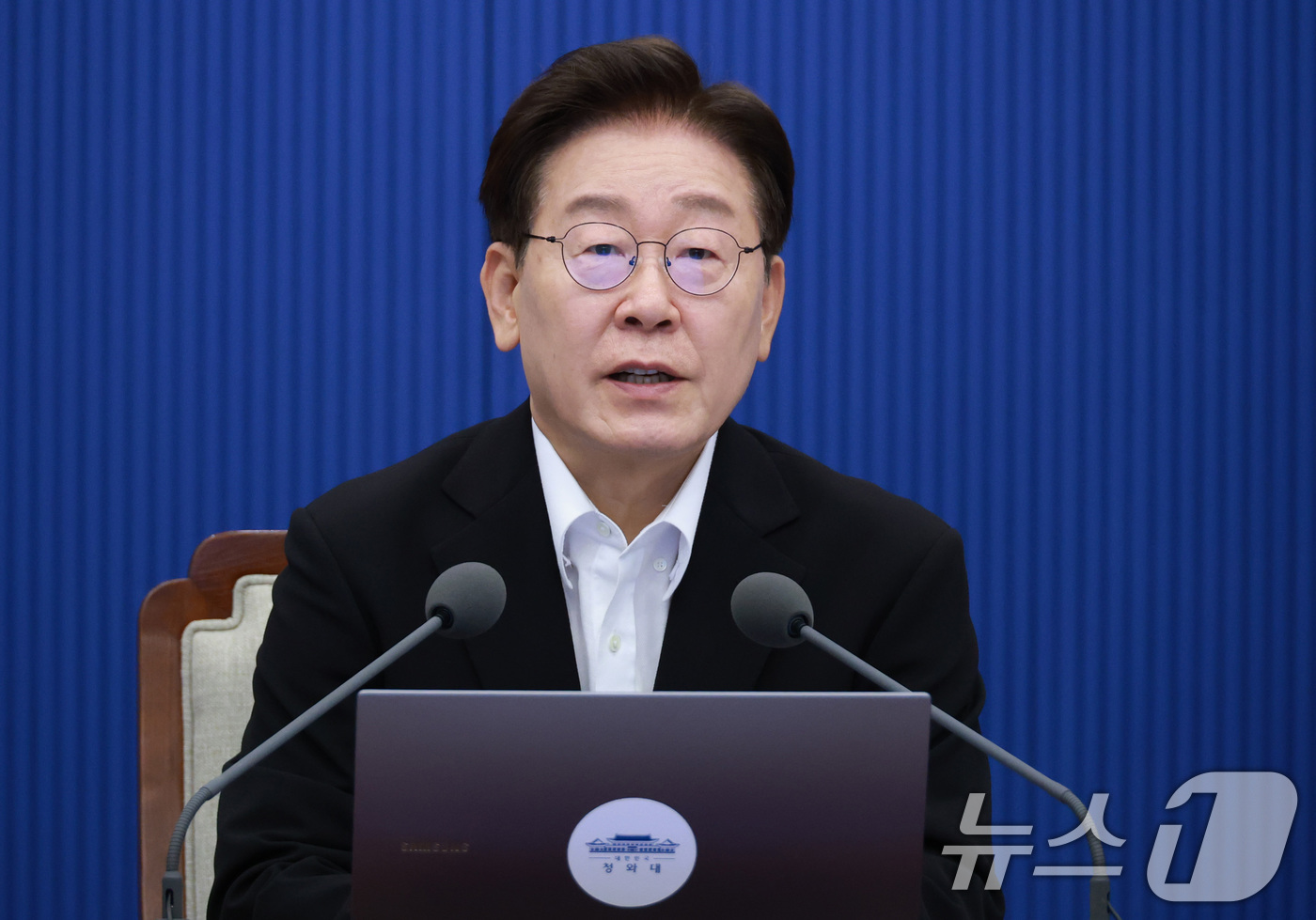 (서울=뉴스1) 허경 기자 = 이재명 대통령이 25일 청와대에서 열린 수석보좌관회의에서 발언하고 있다. 2026.6.25/뉴스1