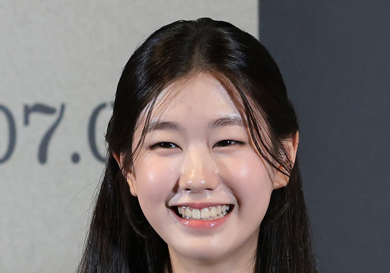 환한 미소짓는 박소이