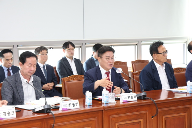 권순기 경남교육감 당선인 "교육 본질은 돌봄"…기관 협업 강조