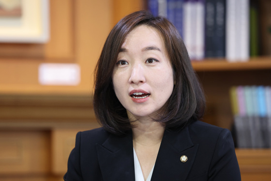 與 "농지 전수조사, 성실한 농민 억울한 일 없도록 할 것"
