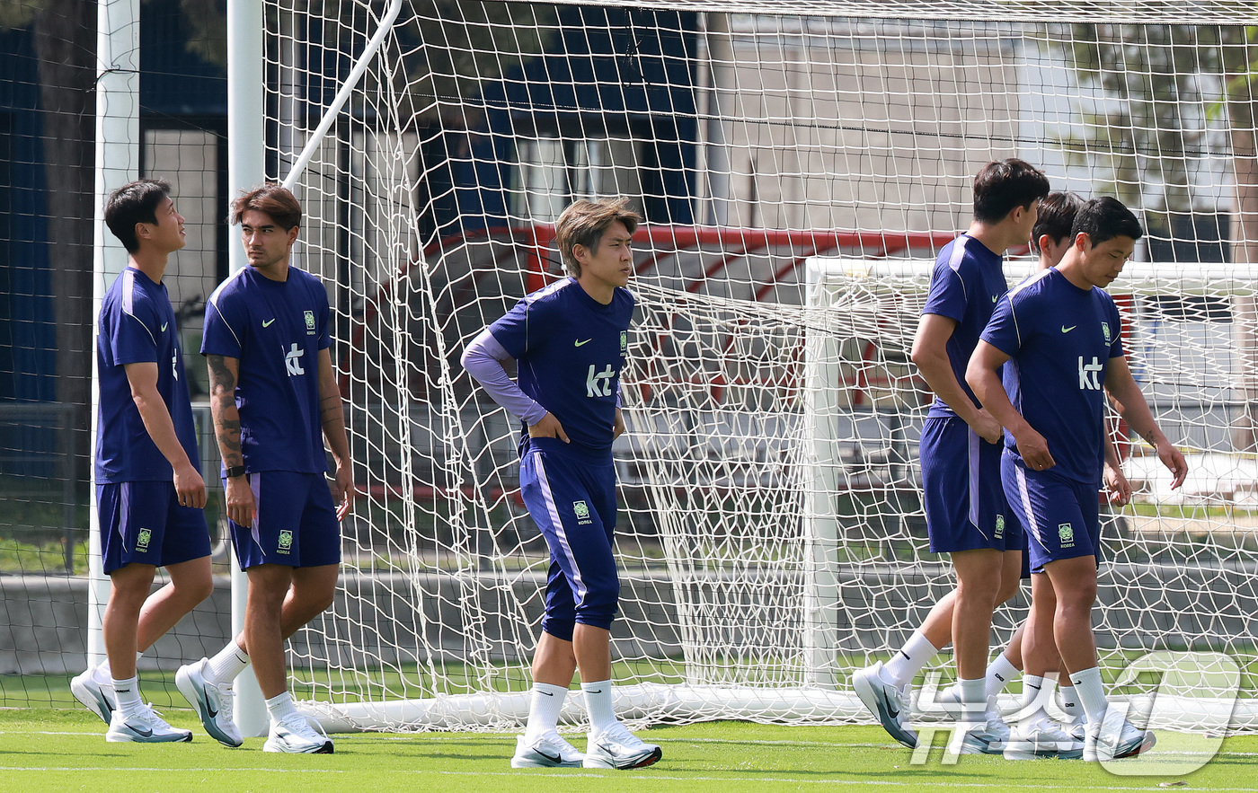 (과달라하라(멕시코)=뉴스1) 임세영 기자 = 대한민국 축구국가대표팀 이강인, 김민재, 황희찬 등이 25일(현지시간) 멕시코 과달라하라 인근 대한민국 축구대표팀의 베이스캠프 훈련장 …