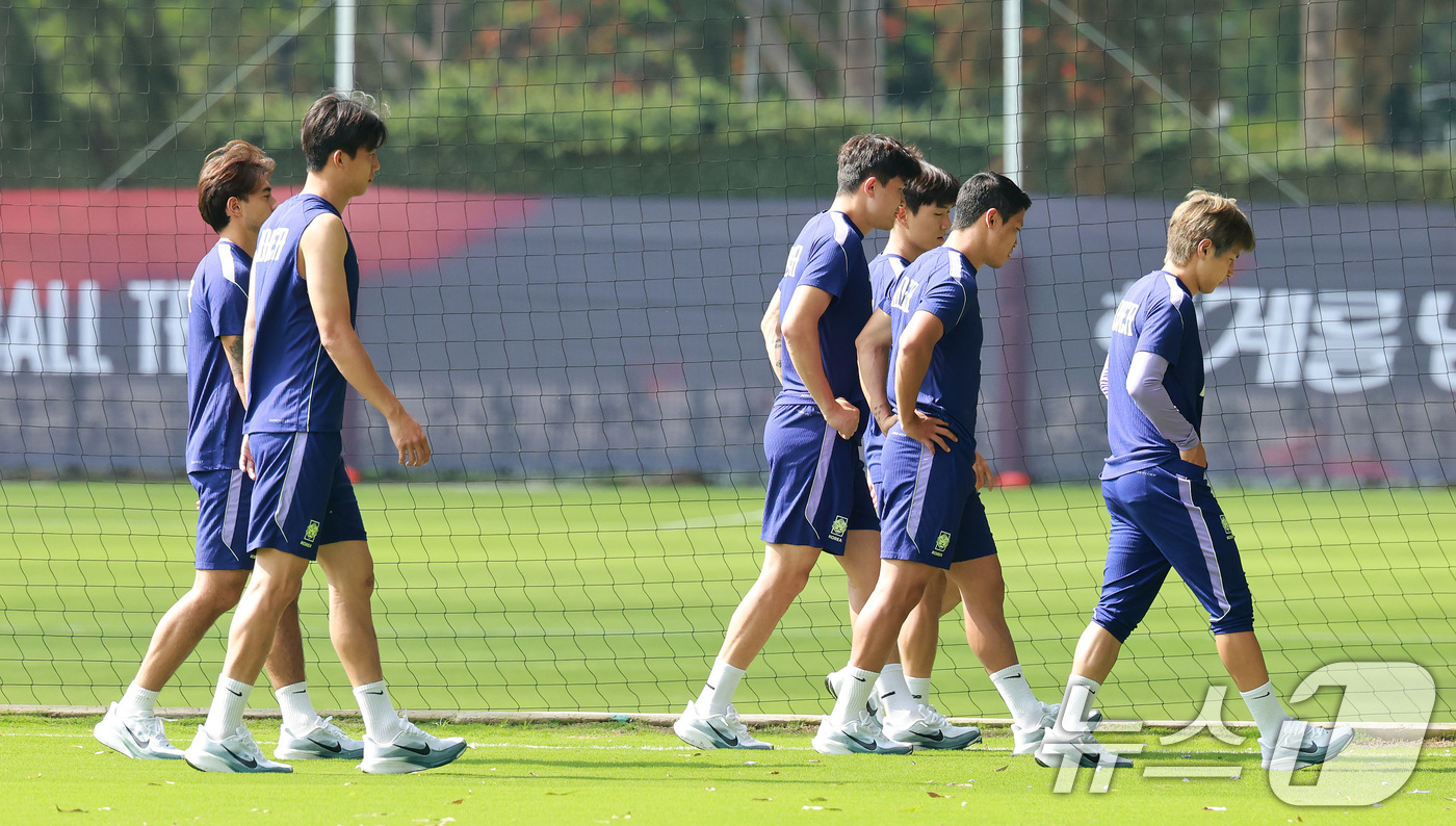 (과달라하라(멕시코)=뉴스1) 임세영 기자 = 대한민국 축구국가대표팀 이강인, 황희찬, 김민재, 황인범 등이 25일(현지시간) 멕시코 과달라하라 인근 대한민국 축구대표팀의 베이스캠 …