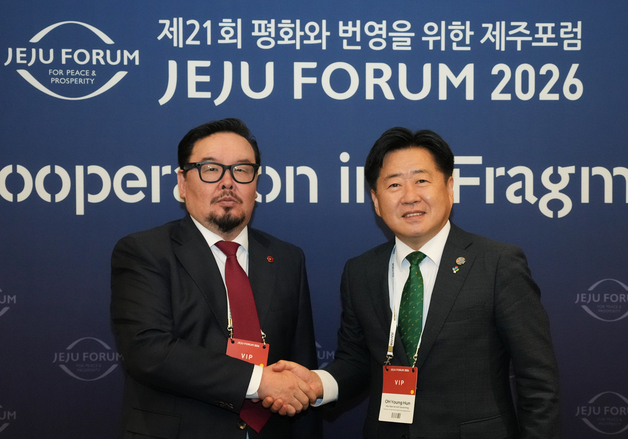 오영훈 지사, 제주포럼서 몽골·일본과 에너지·평화 협력 물꼬