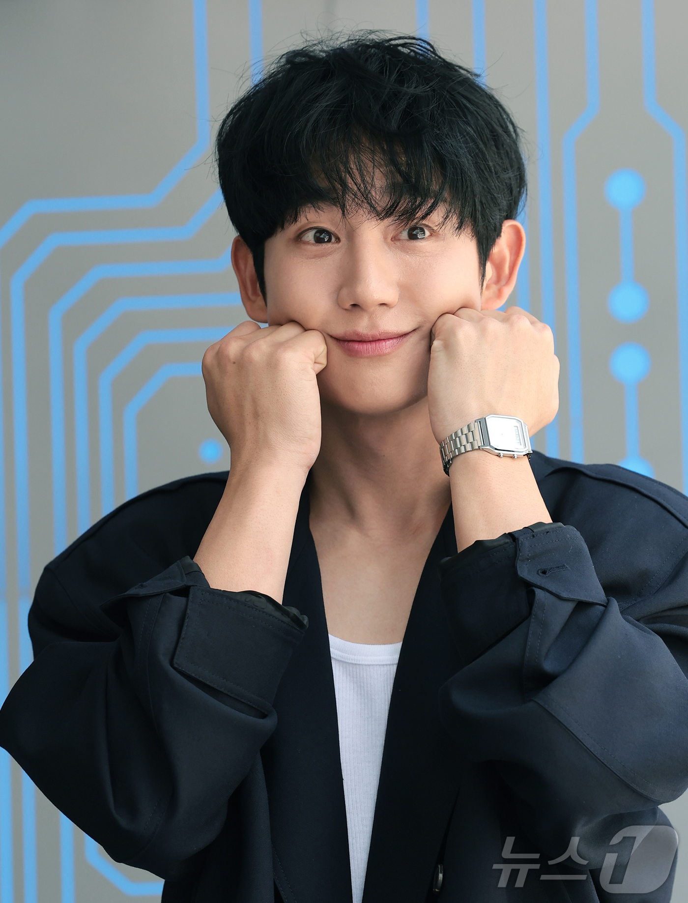 (서울=뉴스1) 권현진 기자 = 배우 정해인이 26일 서울 강남구 카시오 스토어 도산에서 열린 시계 브랜드 '카시오(CASIO)' 플래그십 스토어 오픈 1주년 기념 행사에 참석해 …