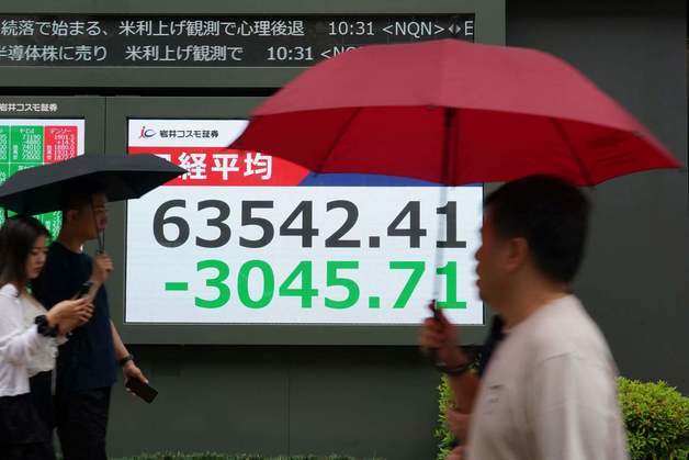 한·일 AI 증시 '와르르'…애플 가격인상·오픈AI IPO 연기설