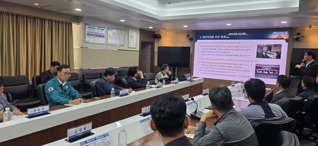 윤희신 태안군수 당선인, 태안화력 찾아 에너지 전환 해법 모색