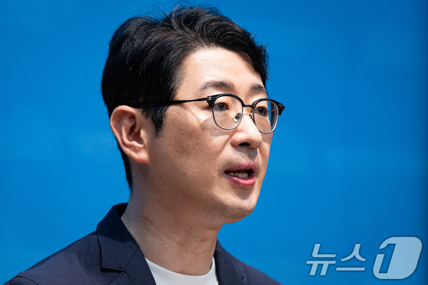 (서울=뉴스1) 유승관 기자 = 주진우 국민의힘 이재명 재판취소 저지 특위원장이 26일 서울 여의도 국회 소통관에서 이화영 사건 검찰 항소제기 촉구 기자회견을 하고 있다. 2026 …