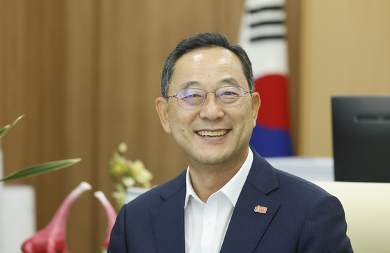 [인터뷰] 3선 성공 명현관 해남군수 "100년 도약 기초 완성"