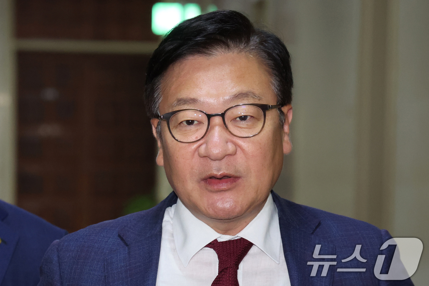 (서울=뉴스1) 황기선 기자 = 정점식 국민의힘 원내대표가 26일 오후 서울 여의도 국회에서 원 구성 협상을 위한 여야 원내대표 회동을 마치고 취재진 질문에 답하고 있다. 2026 …