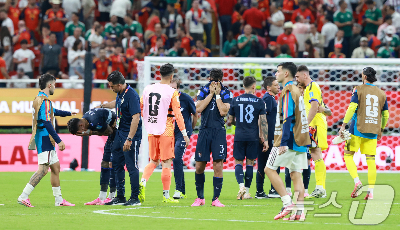 (과달라하라(멕시코)=뉴스1) 임세영 기자 = 우루과이 축구대표팀 선수들이 26일(현지시간) 멕시코 할리스코주 과달라하라 스타디움에서 열린 2026 북중미 월드컵 H조 조별리그 최 …