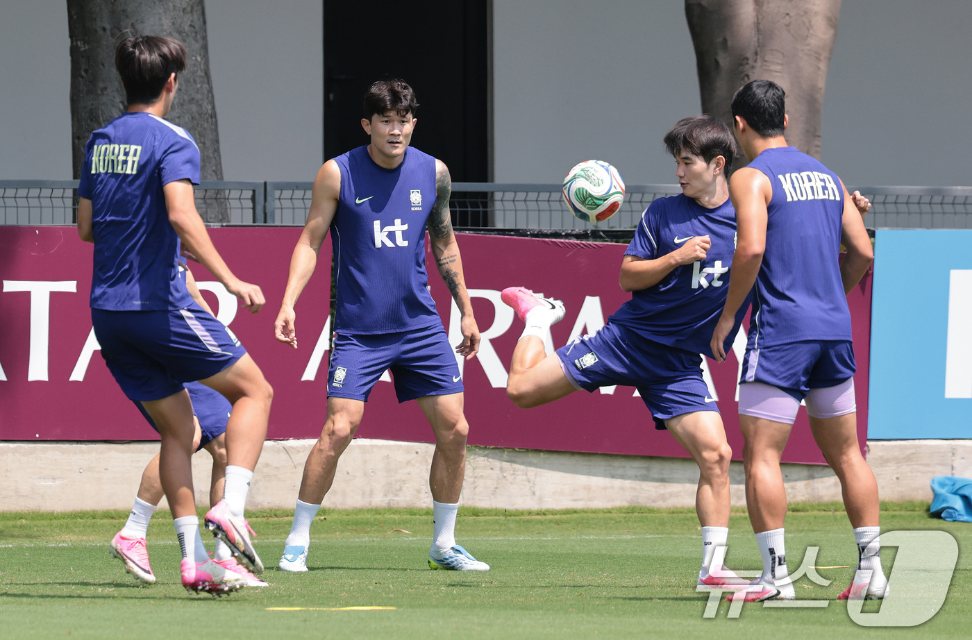 (과달라하라(멕시코)=뉴스1) 박지혜 기자 = 한국 축구 국가대표팀 선수들이 27일(현지시간) 멕시코 과달라하라 인근 사포판 치바스 바예 베르데 훈련장에 마련된 베이스캠프에서 훈련 …