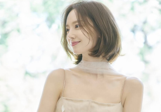 문채원, 비연예인 연인과 28일 비공개 결혼식…"가정 이룰 생각 떨려"