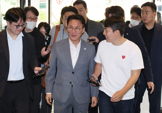 金총리 "호남 반도체, 尹 시절에도 최적지 판단, 지역차별 본색인가"