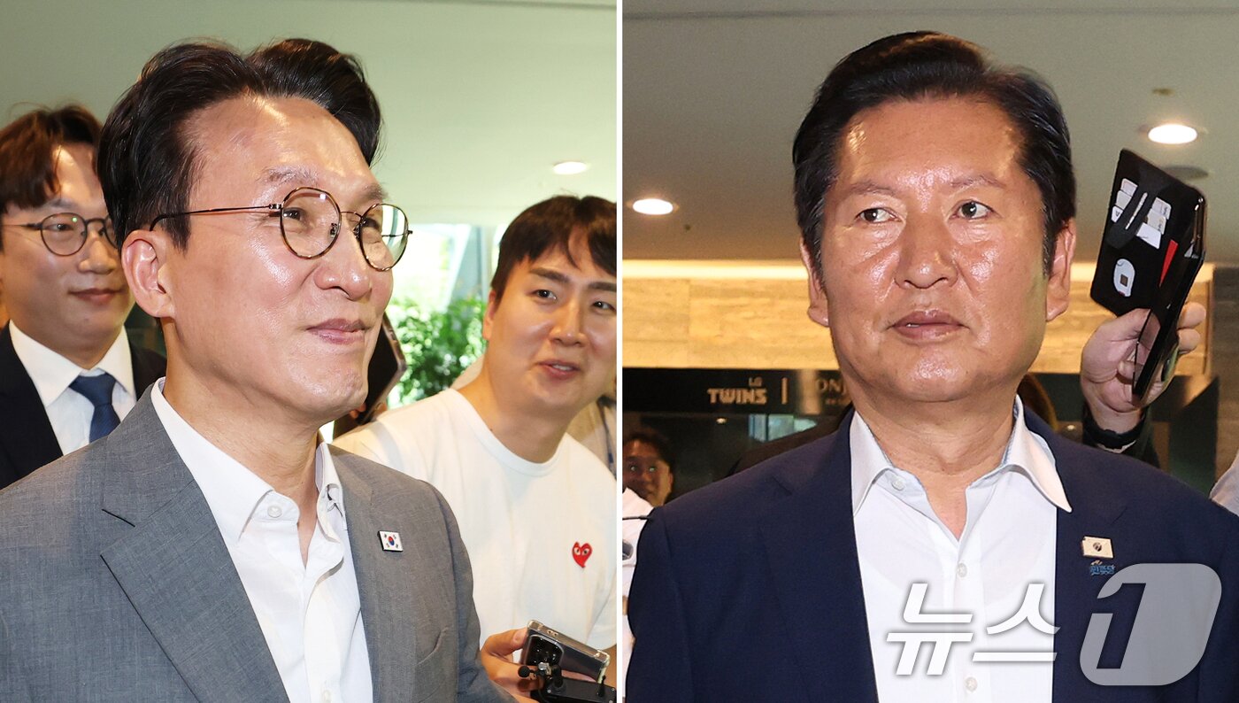 본문 이미지 - 김민석 국무총리(왼쪽)와 정청래 더불어민주당 전 대표가 28일 오후 경기 광주 곤지암리조트에서 열린 민주당 청년 당선인 워크숍에 나란히 참석하고 있다. 2026.6.28 ⓒ 뉴스1 오대일 기자