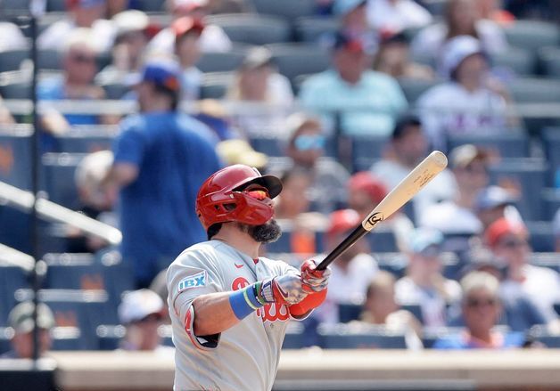 MLB 홈런 1위 슈와버, 30홈런 선착…日 센가에 홈런포