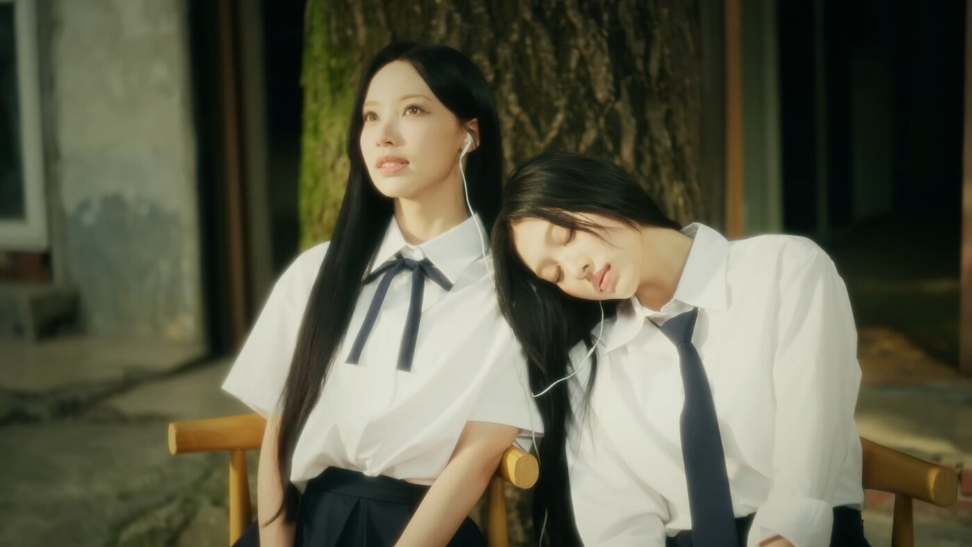 본문 이미지 - 뮤직비디오에 출연한 리센느  원이, 미나미