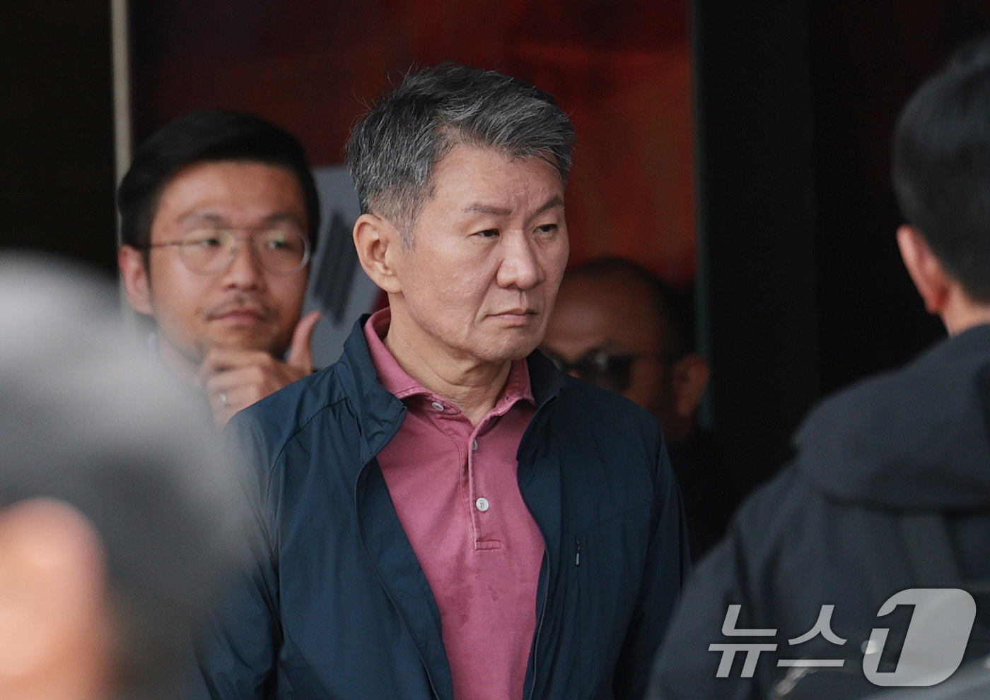 (과달라하라(멕시코)=뉴스1) 박지혜 기자 = 정몽규 대한축구협회장이 28일(현지시간) 멕시코 할리스코 과달라하라에 위치한 대표팀 숙소를 나서고 있다. 2026.6.29/뉴스1