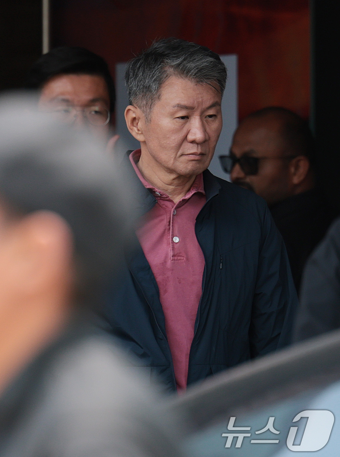 (과달라하라(멕시코)=뉴스1) 박지혜 기자 = 정몽규 대한축구협회장이 28일(현지시간) 멕시코 할리스코 과달라하라에 위치한 대표팀 숙소를 나서고 있다. 2026.6.29/뉴스1
